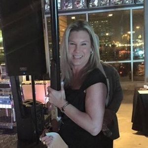 Meet your Posher, Dixie